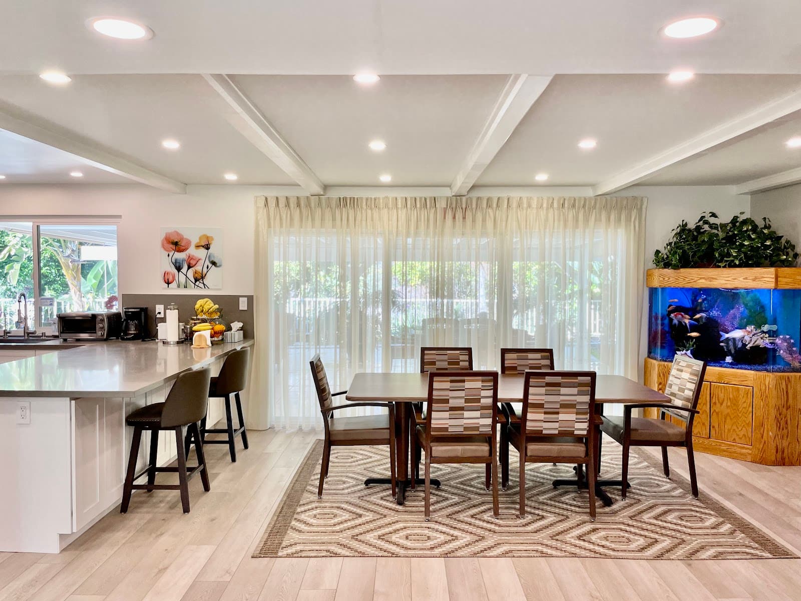143 West Sidlee
