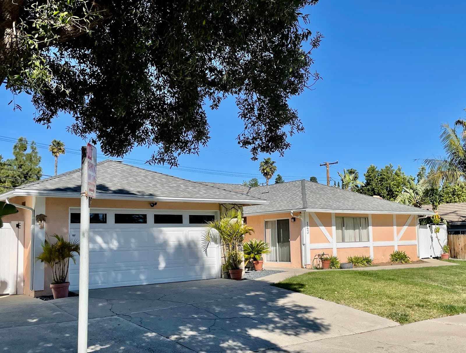 143 West Sidlee photo 2