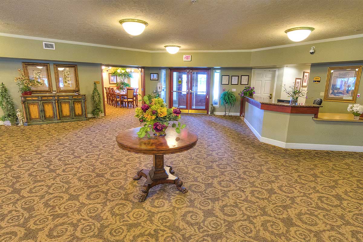 Eagle Lake Village photo 2