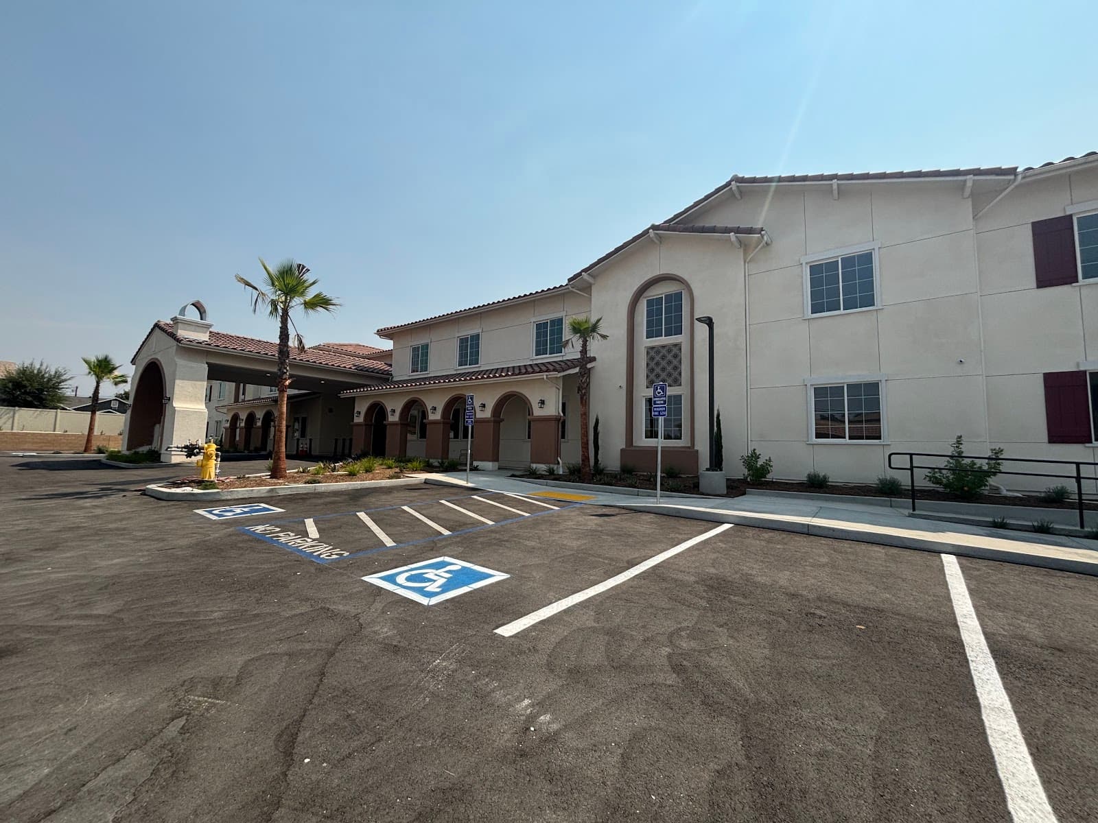 Regency Palms Colton photo 2