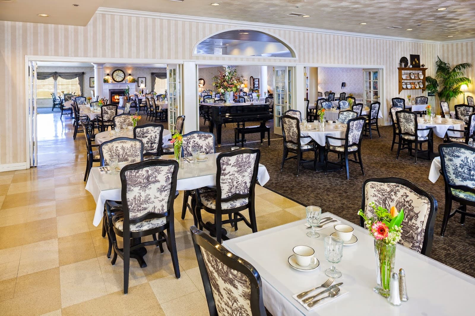 Sterling Inn photo 4