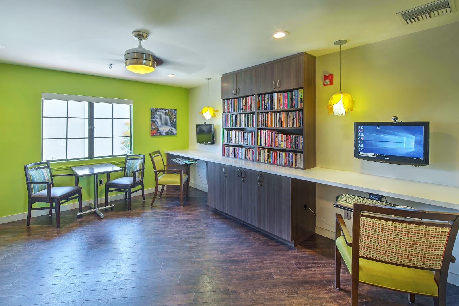 Sunnycrest Senior Living photo 5