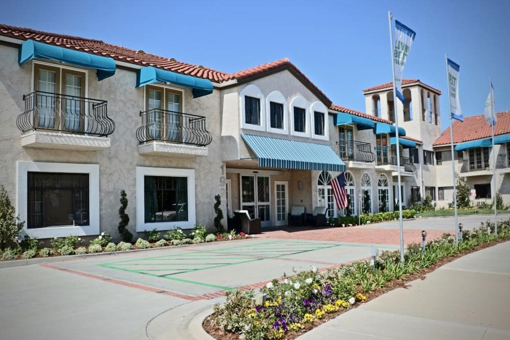 Sunnycrest Senior Living photo 2