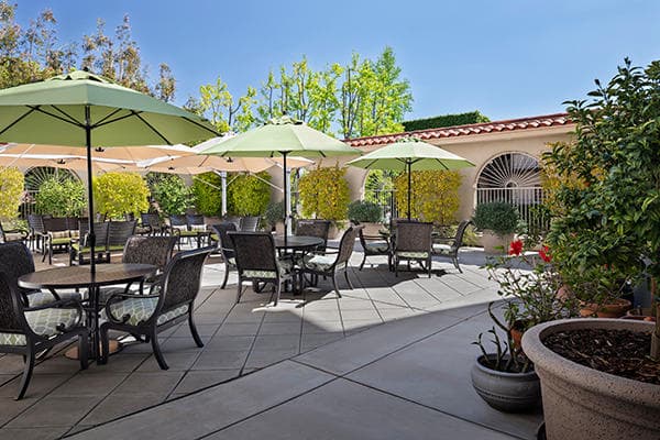 Belmont Village Senior Living Burbank photo 5