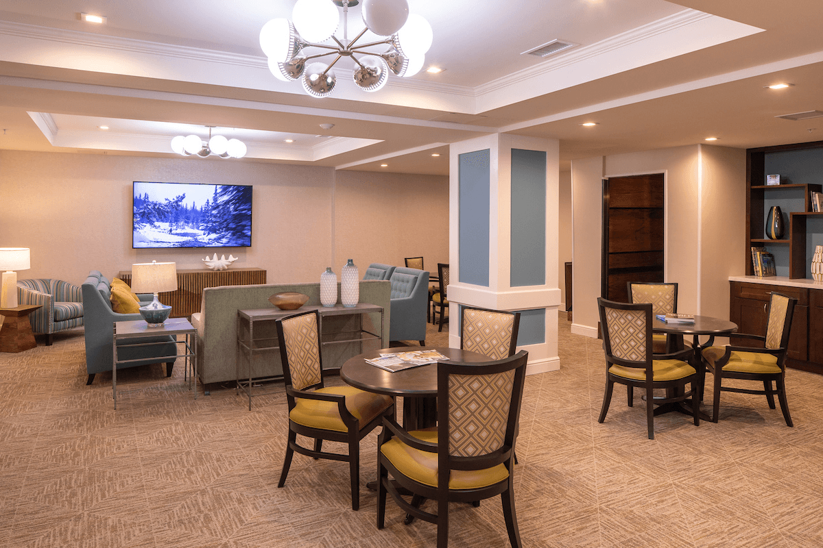 Regency Palms Long Beach photo 2