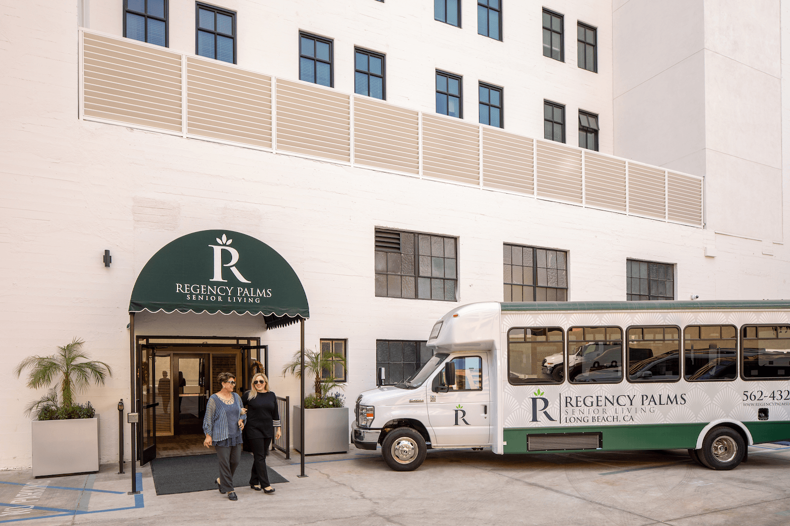 Regency Palms Long Beach photo 4