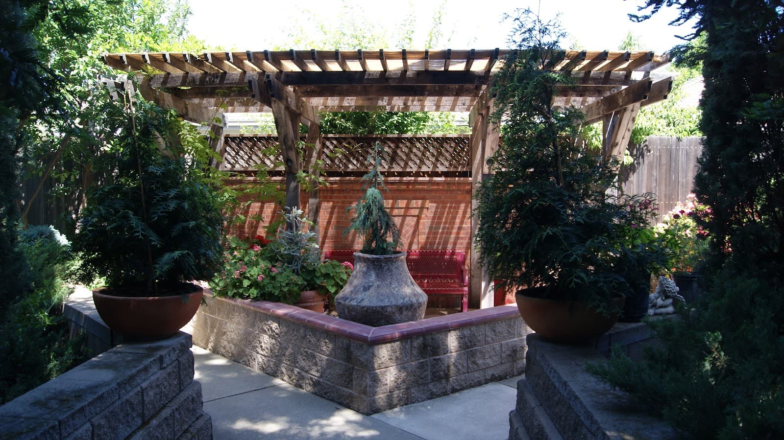 Valley Pines Assisted Living photo 5