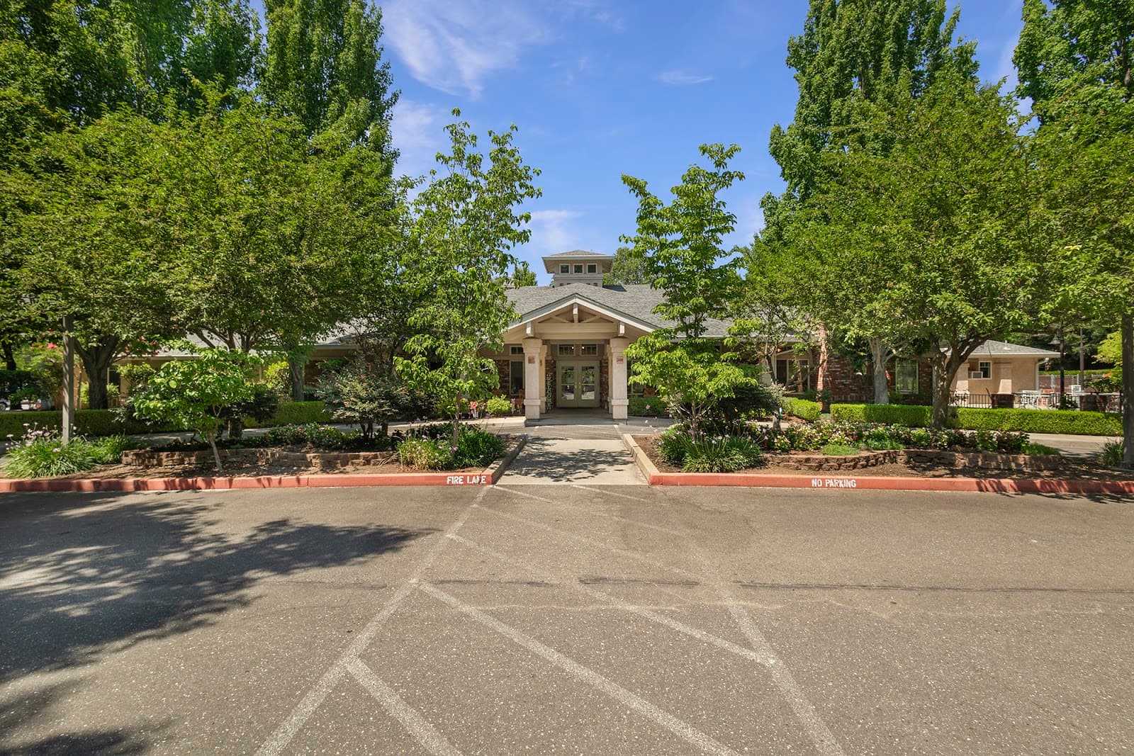 The Courtyard at Little Chico Creek