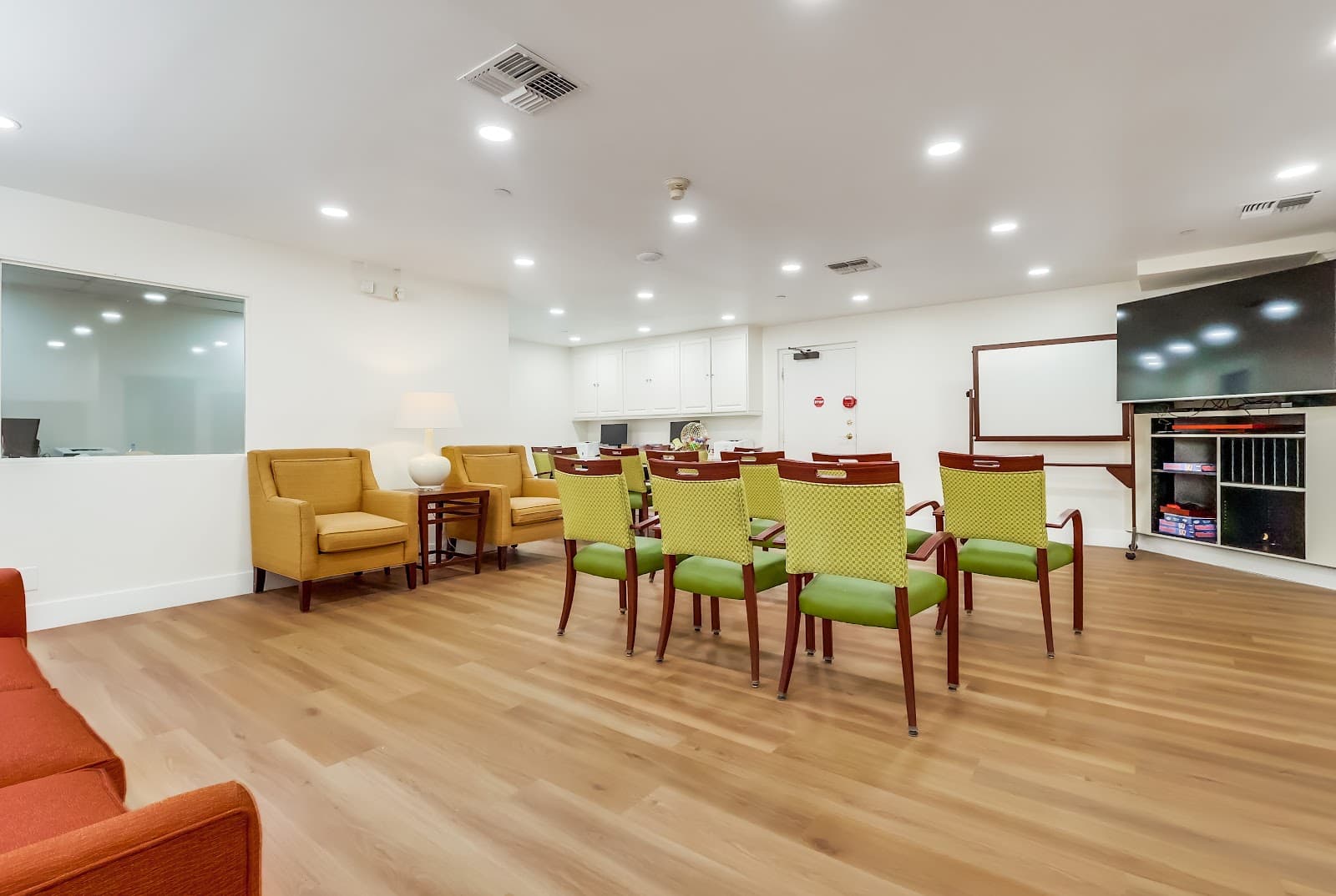 Encino Terrace Senior Living photo 5
