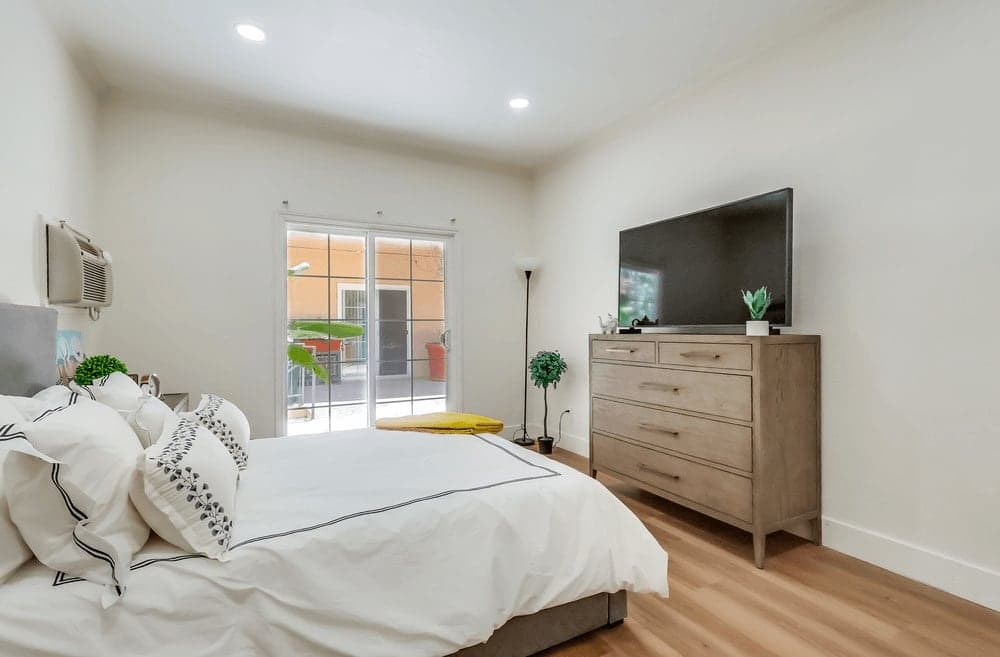 Encino Terrace Senior Living photo 4