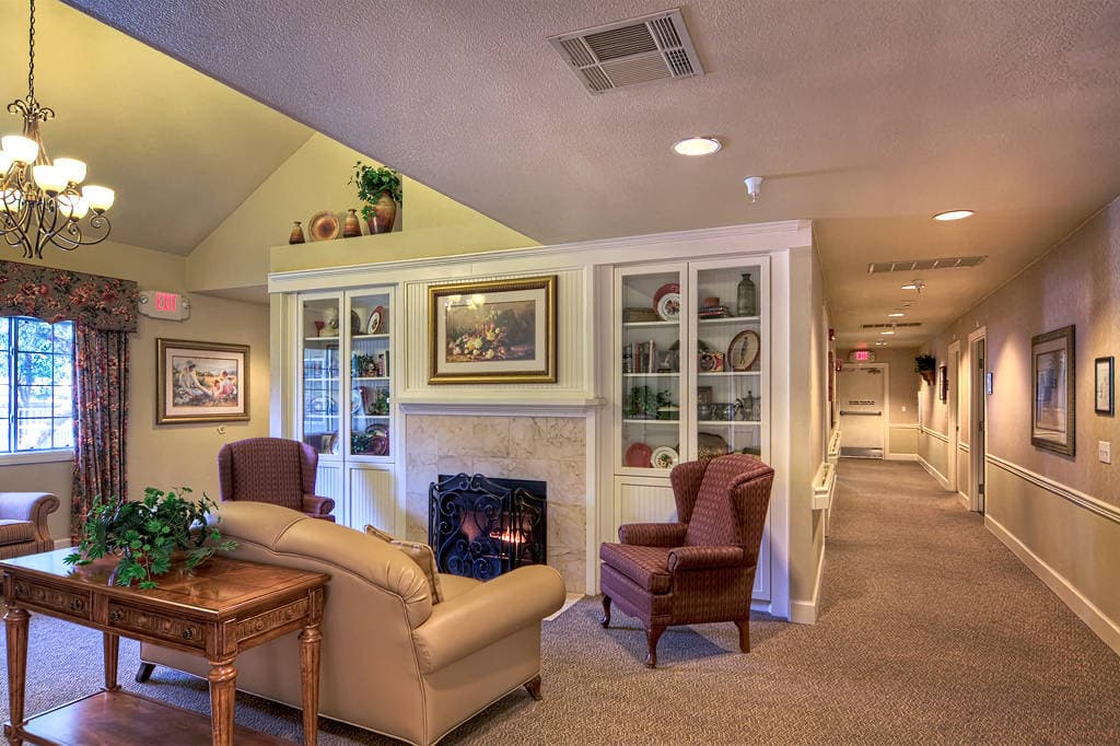 Desert Hills Memory Care Center photo 3