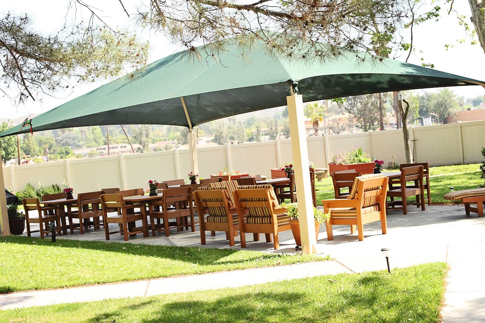Desert Hills Memory Care Center photo 5
