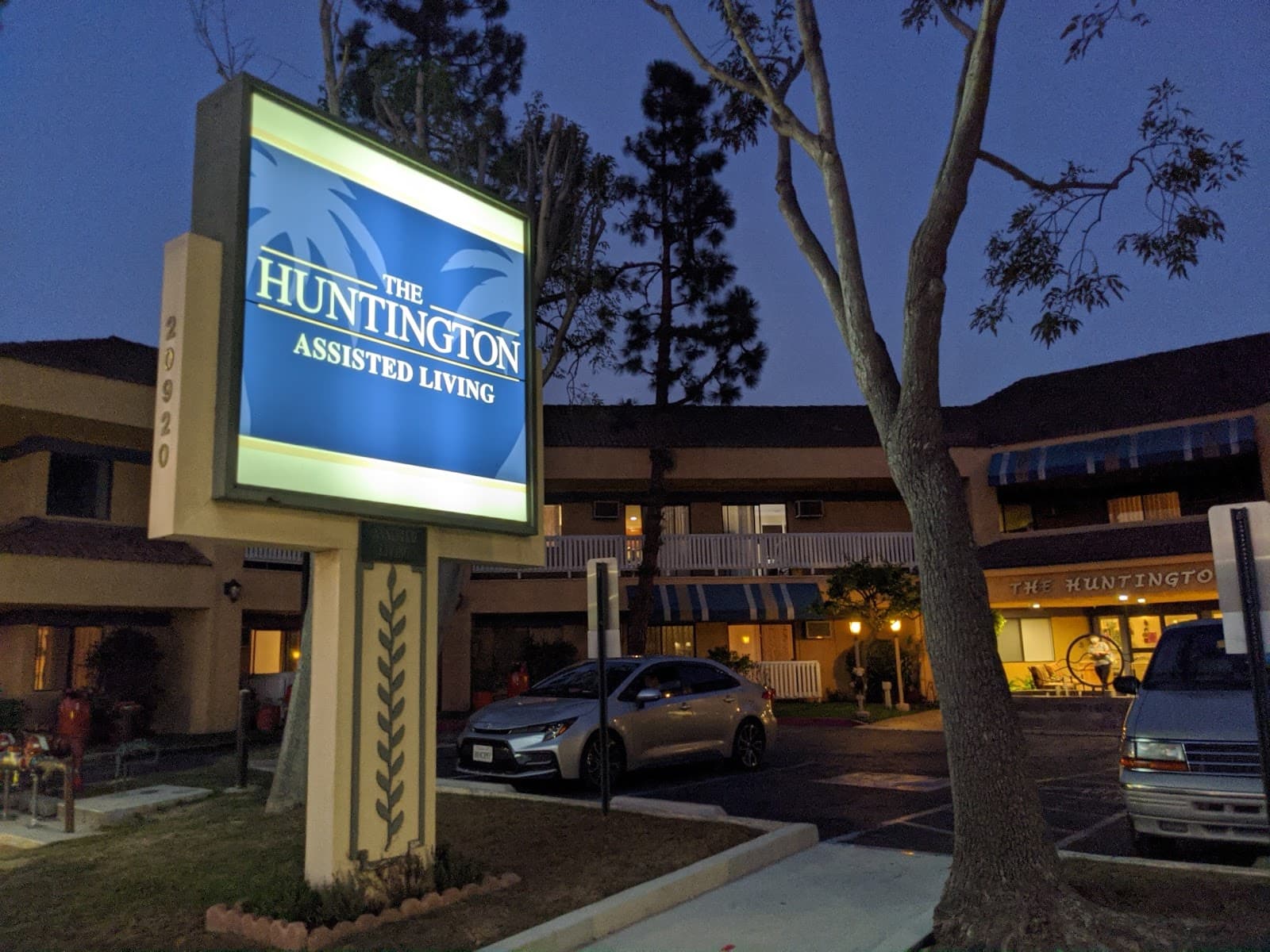 Huntington Retirement Hotel photo 5