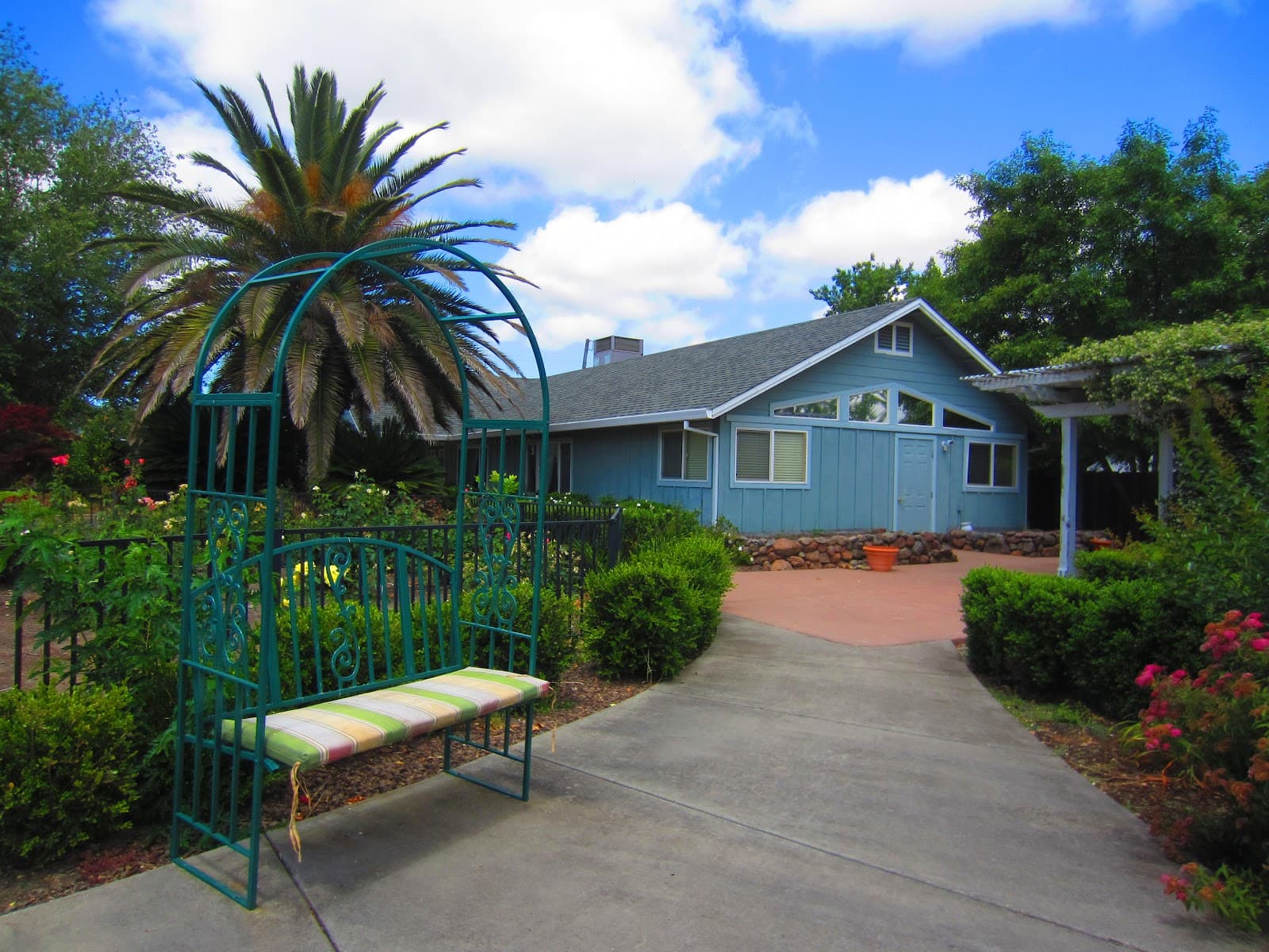 Roseleaf of Oroville at Larkspur Landing photo 3