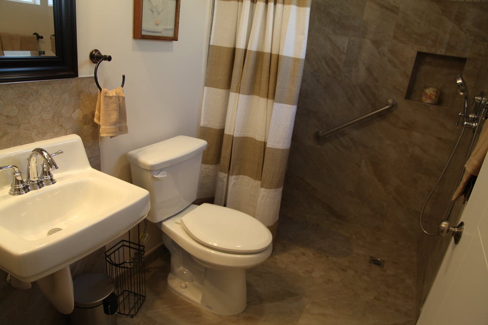 Ana's Residence Care Facility photo 3