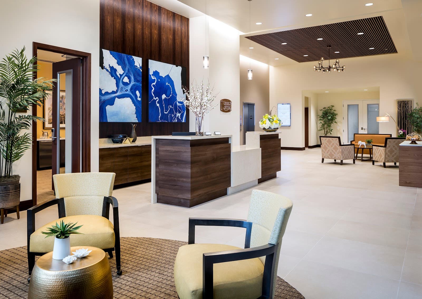 Atria At Foster Square photo 3