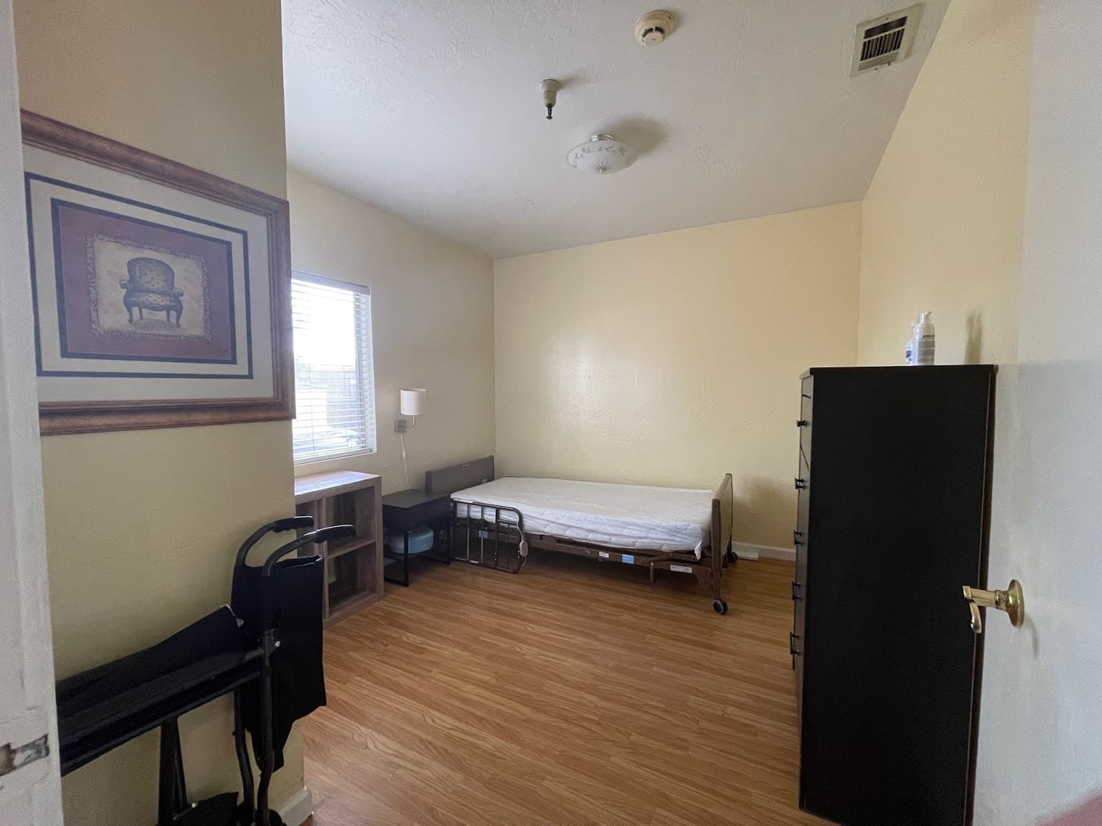 Lakewood Villa Care Center photo 3