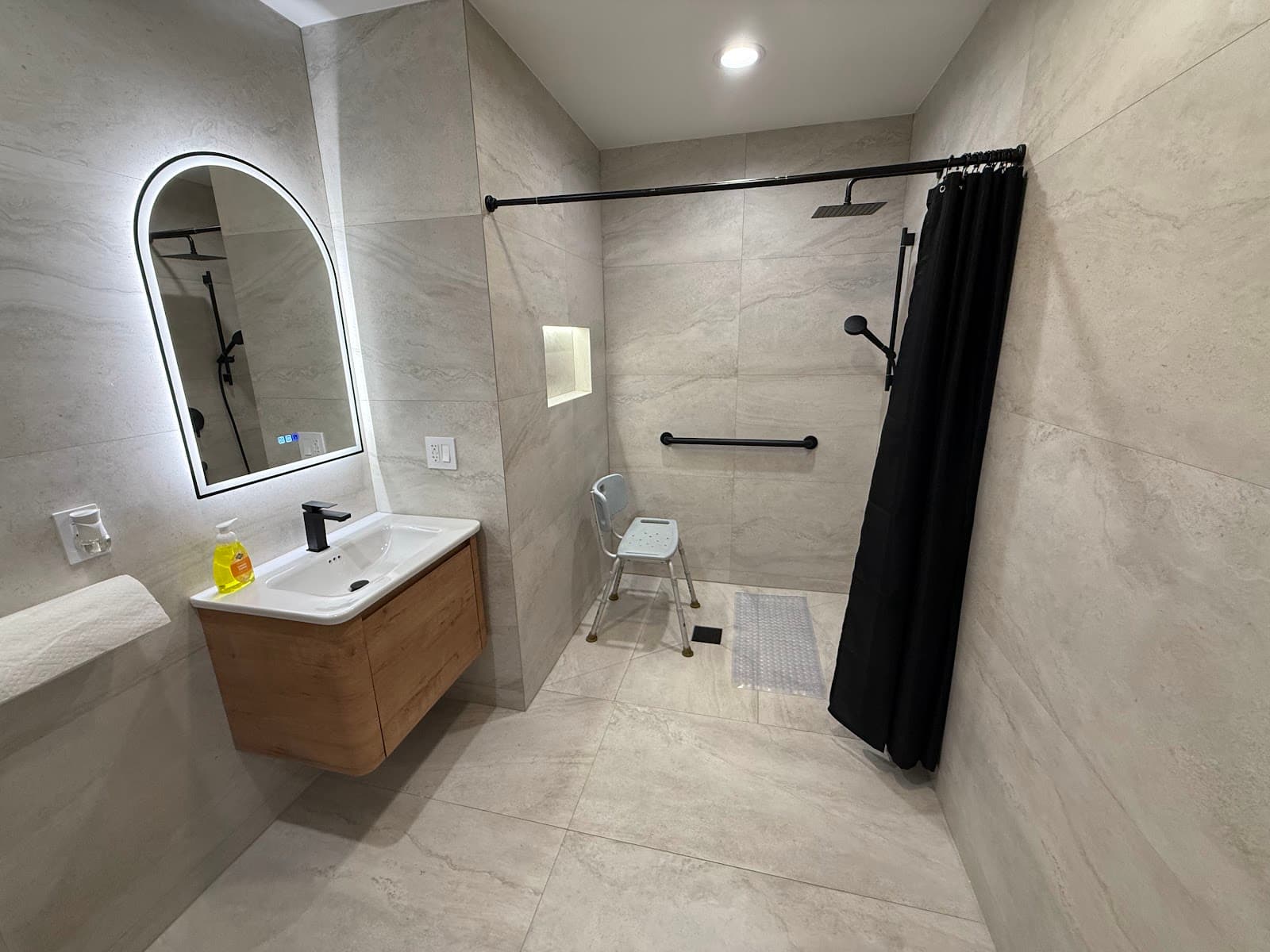 Valley Glen Senior Living photo 2