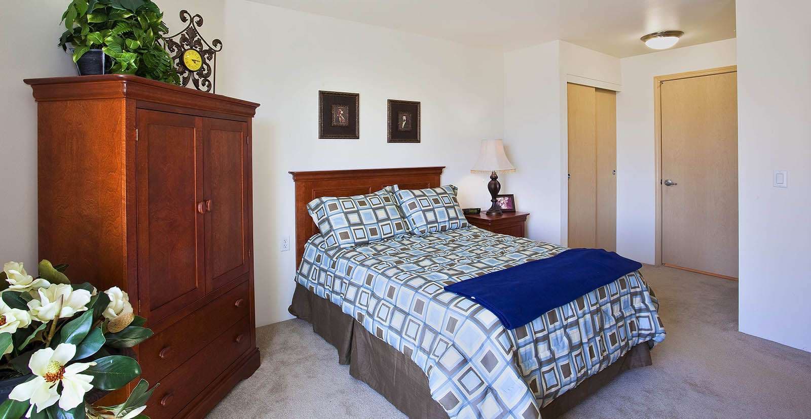 Solstice Senior Living At Apple Valley photo 2