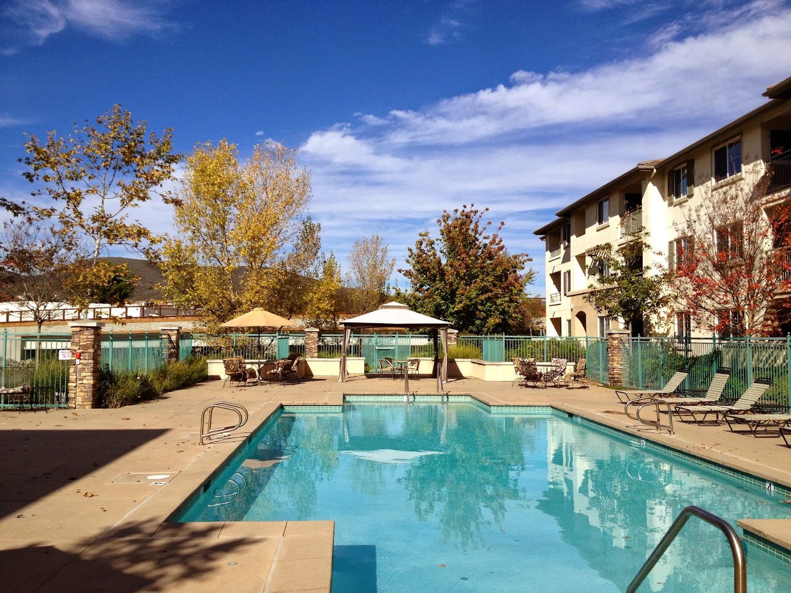Royal Oaks Senior Apartments