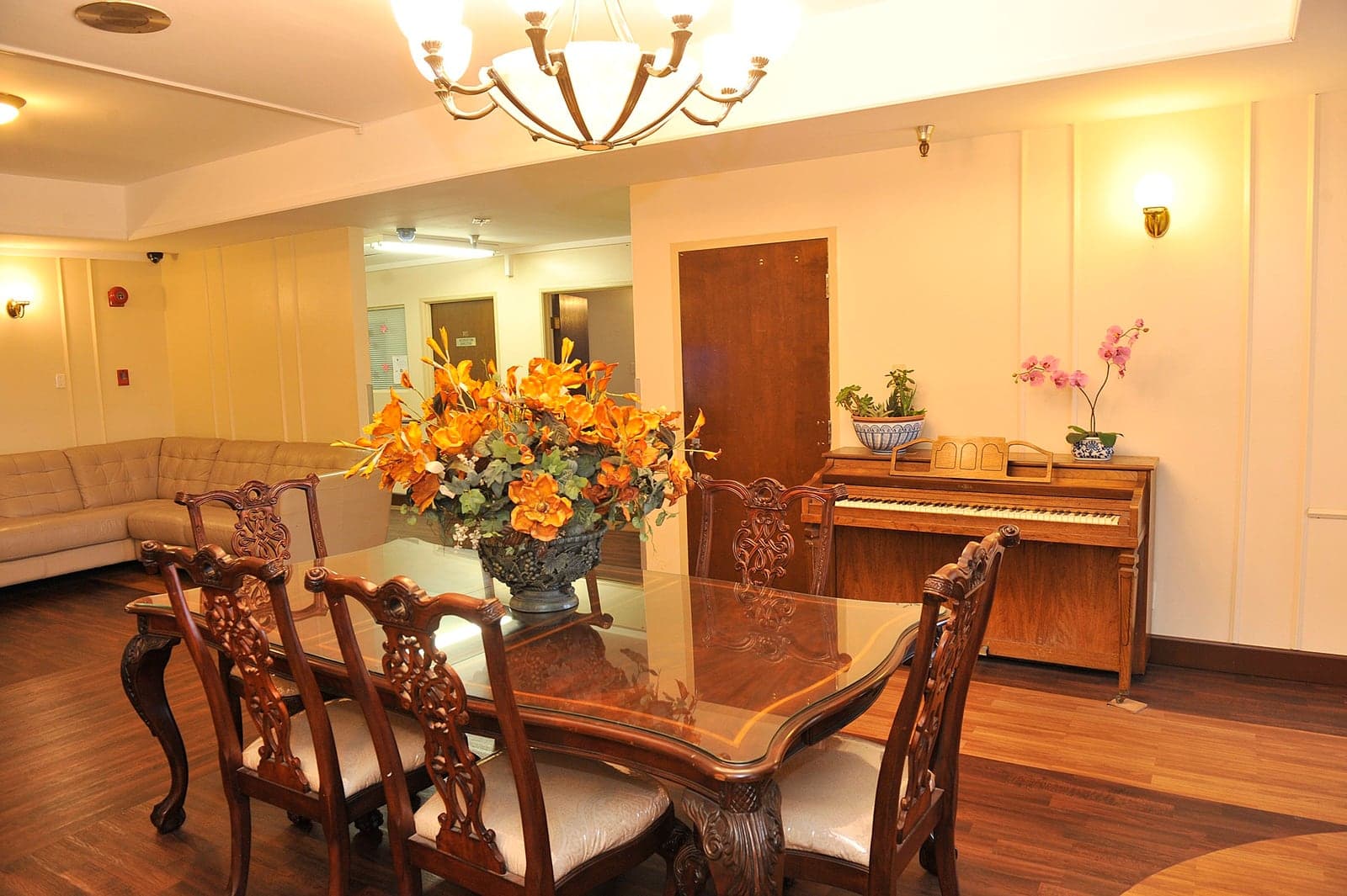 Westchester Villa photo 3