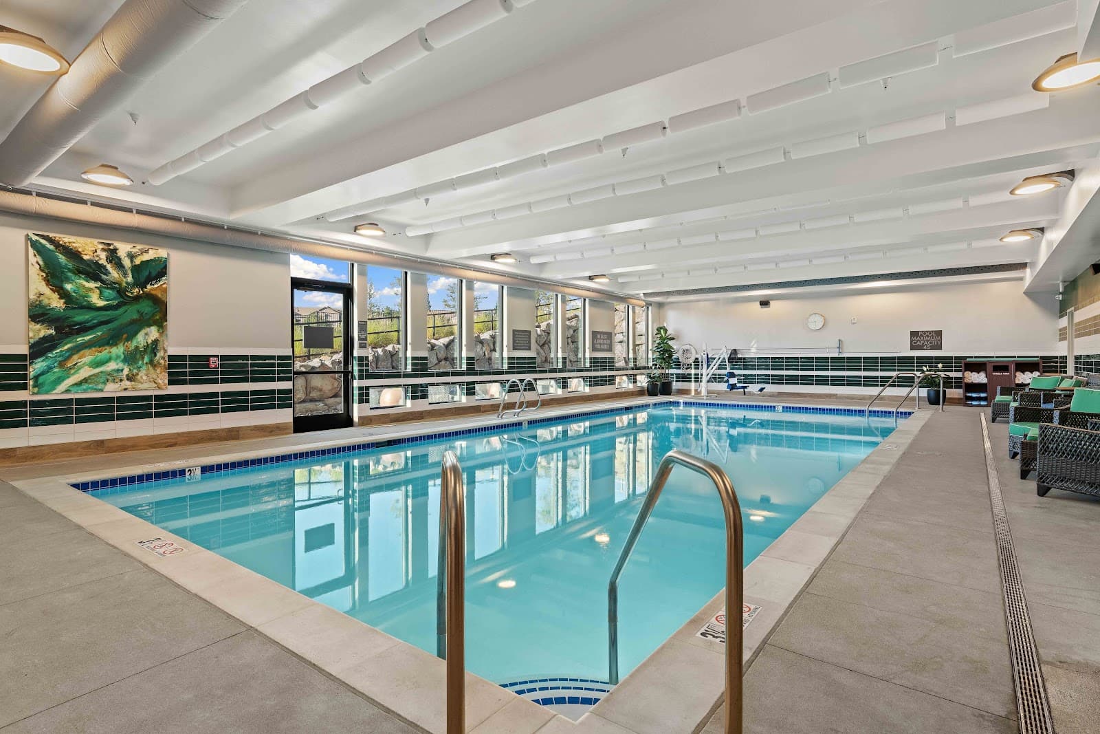Revel Folsom photo 3