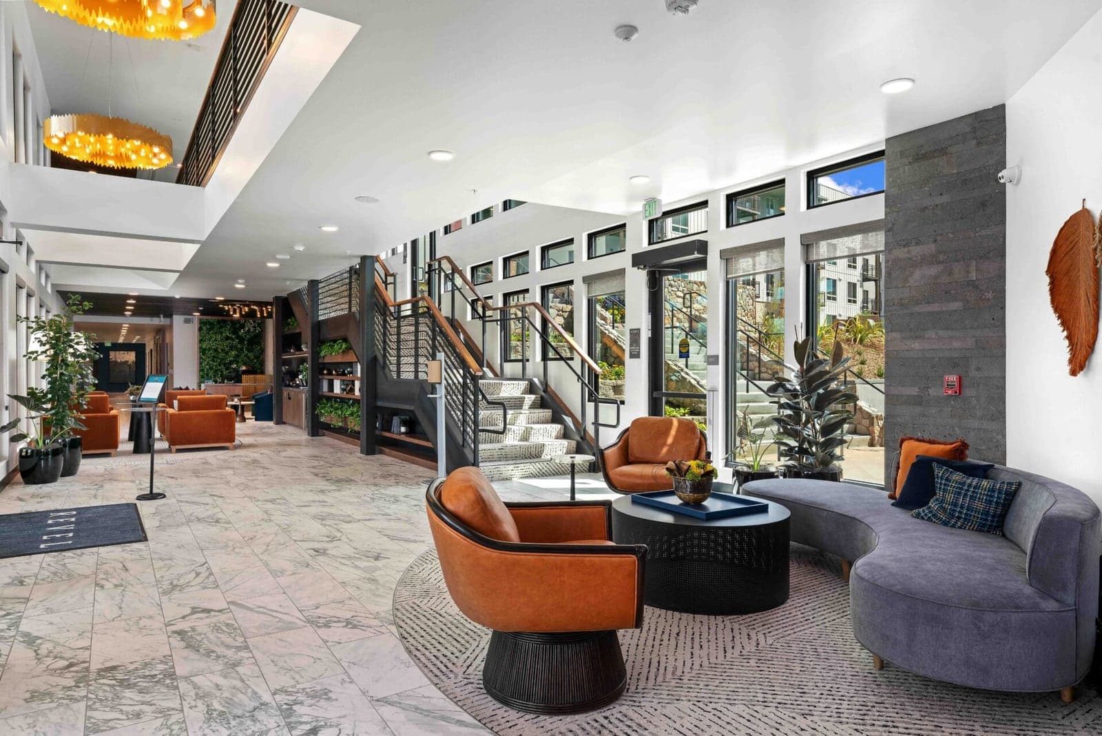 Revel Folsom photo 4