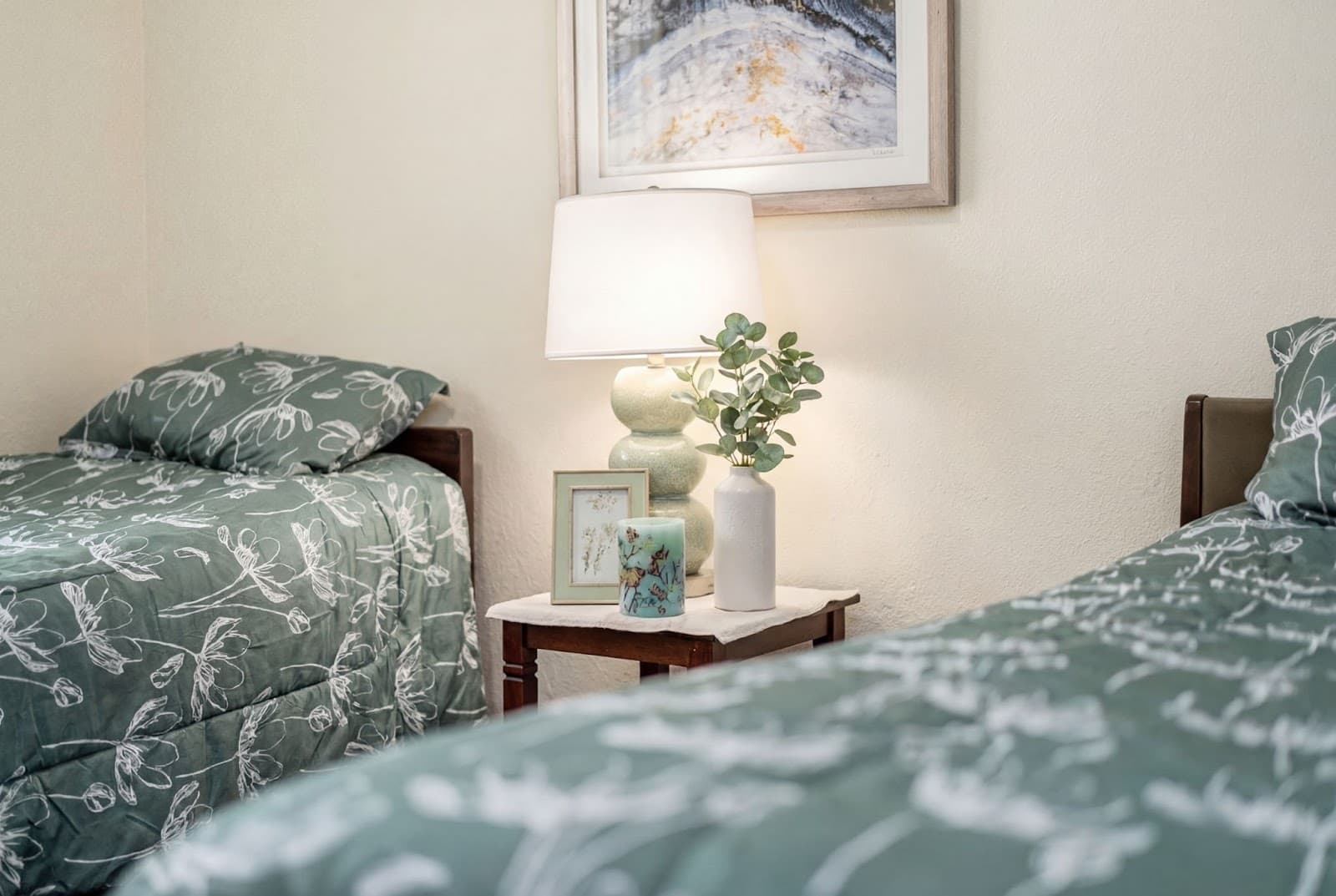 Knott's Landing Luxury Care