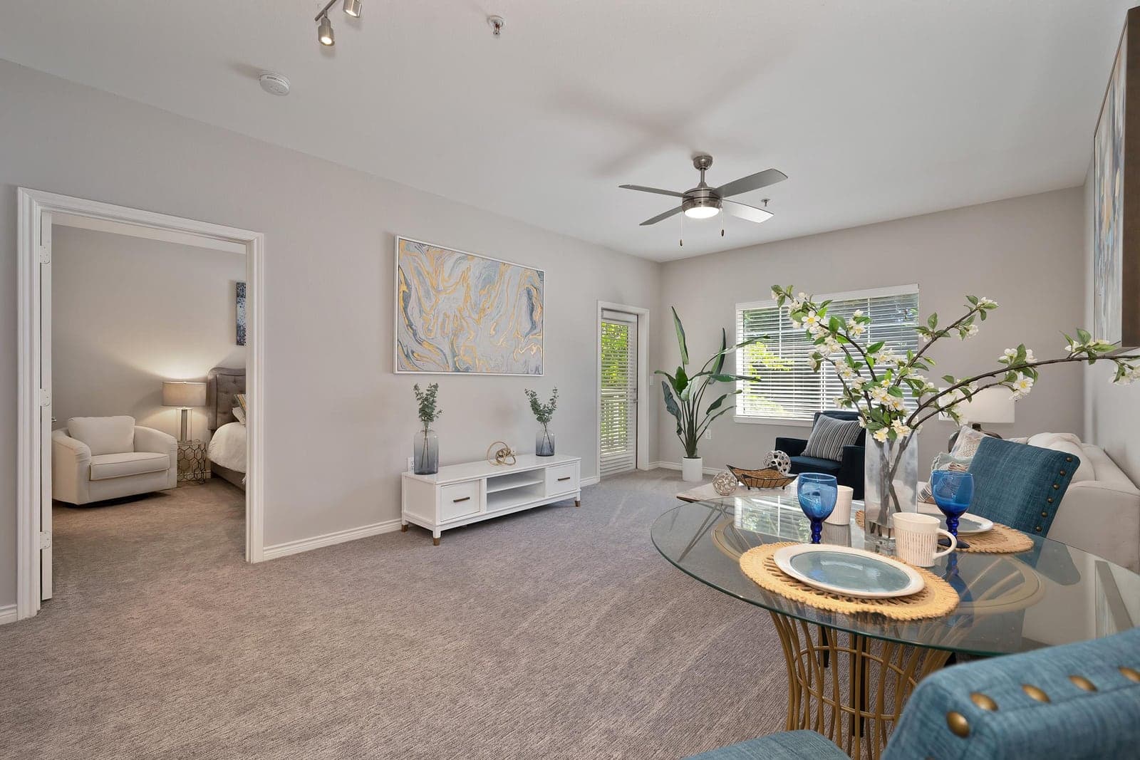 Oak View Senior Apartments photo 4