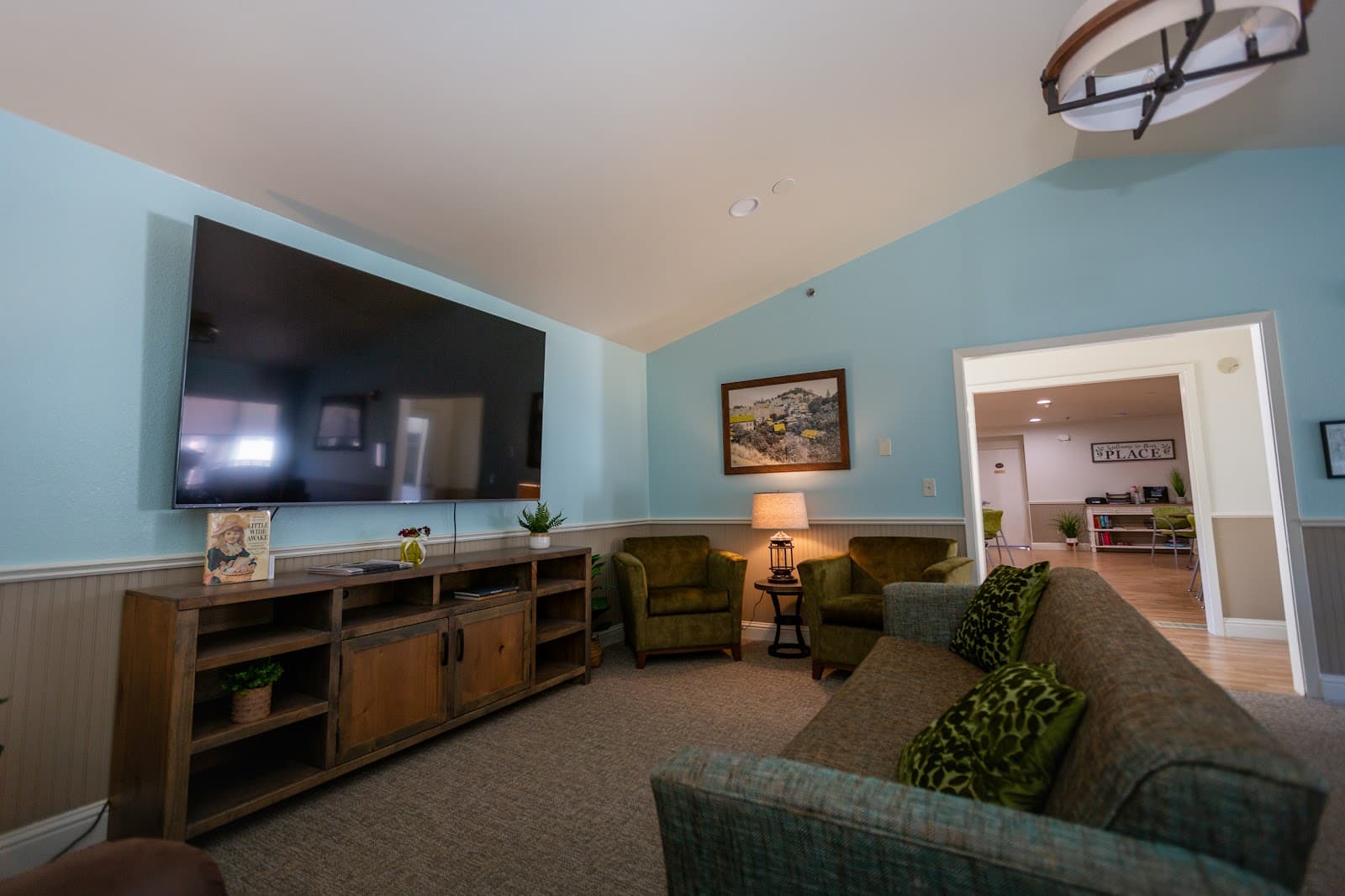 Jackson Hills Assisted Living photo 2