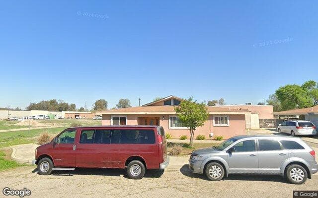 Sparks' Residential Meadowbrook photo 1
