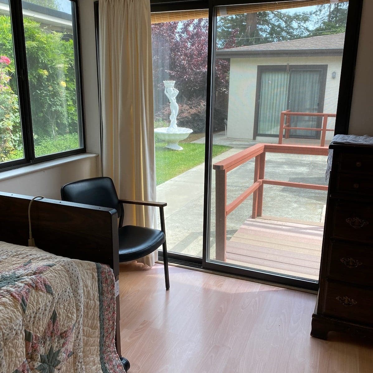 Snow White Care Home photo 2