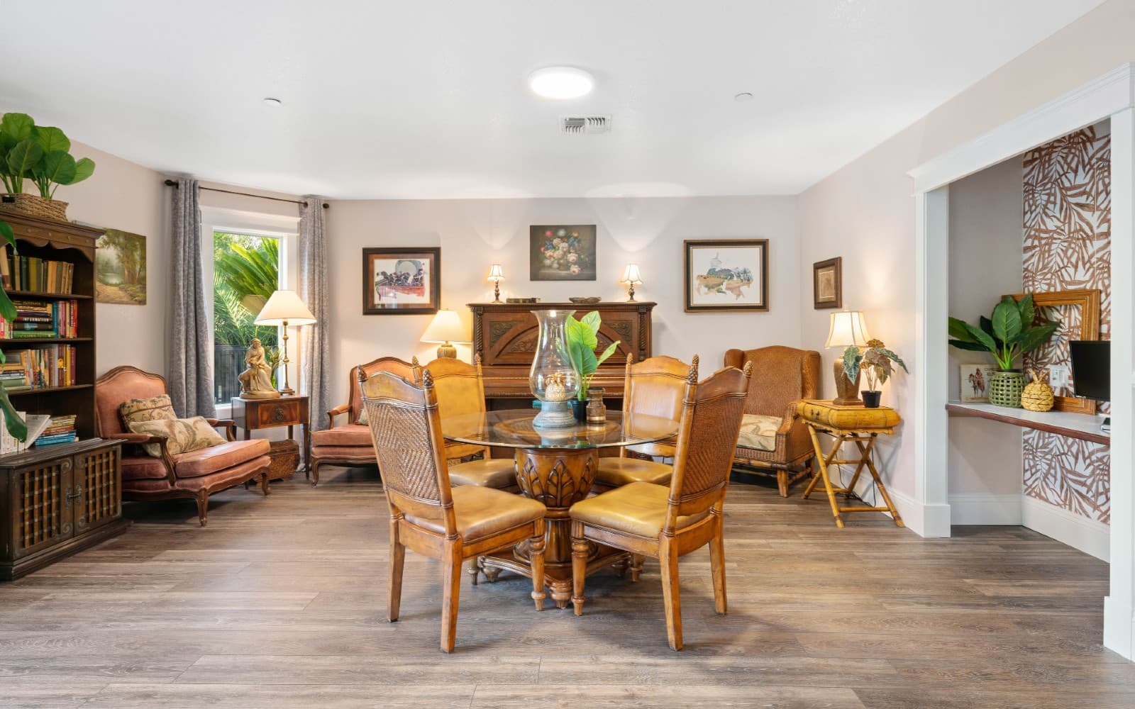Hollister Care Home photo 4