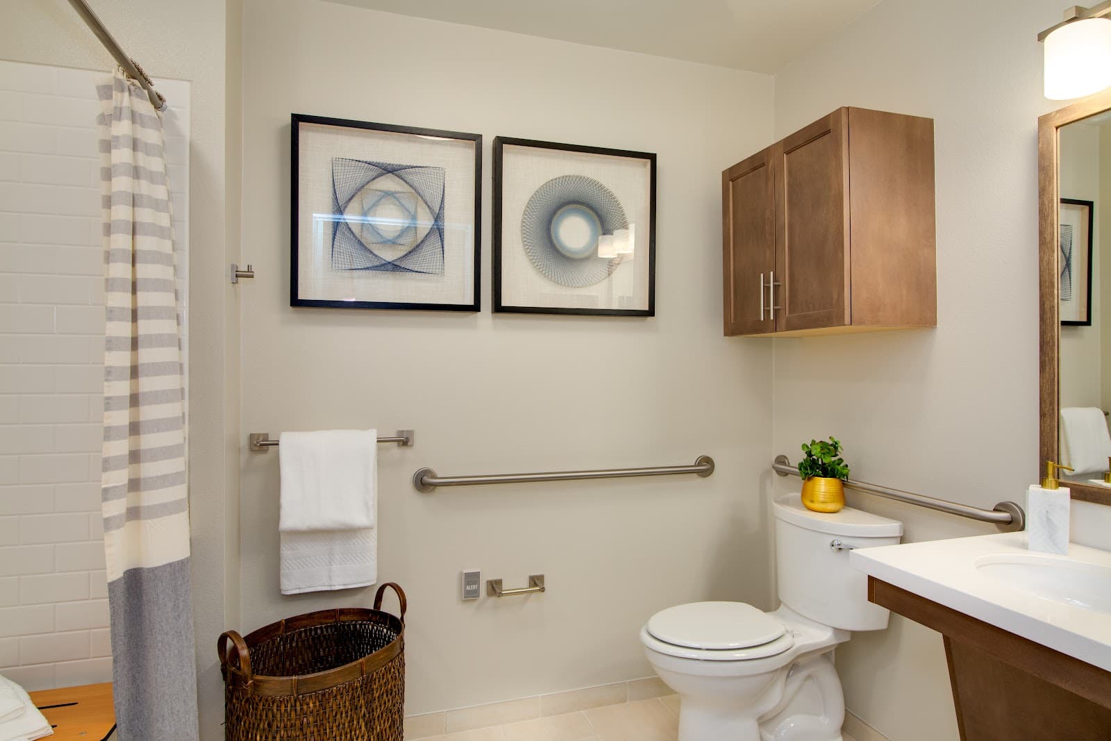 Sage Glendale photo 4