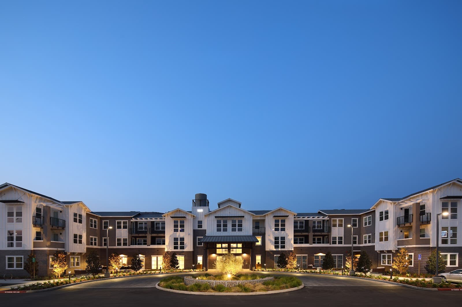 Sonrisa Senior Living photo 4