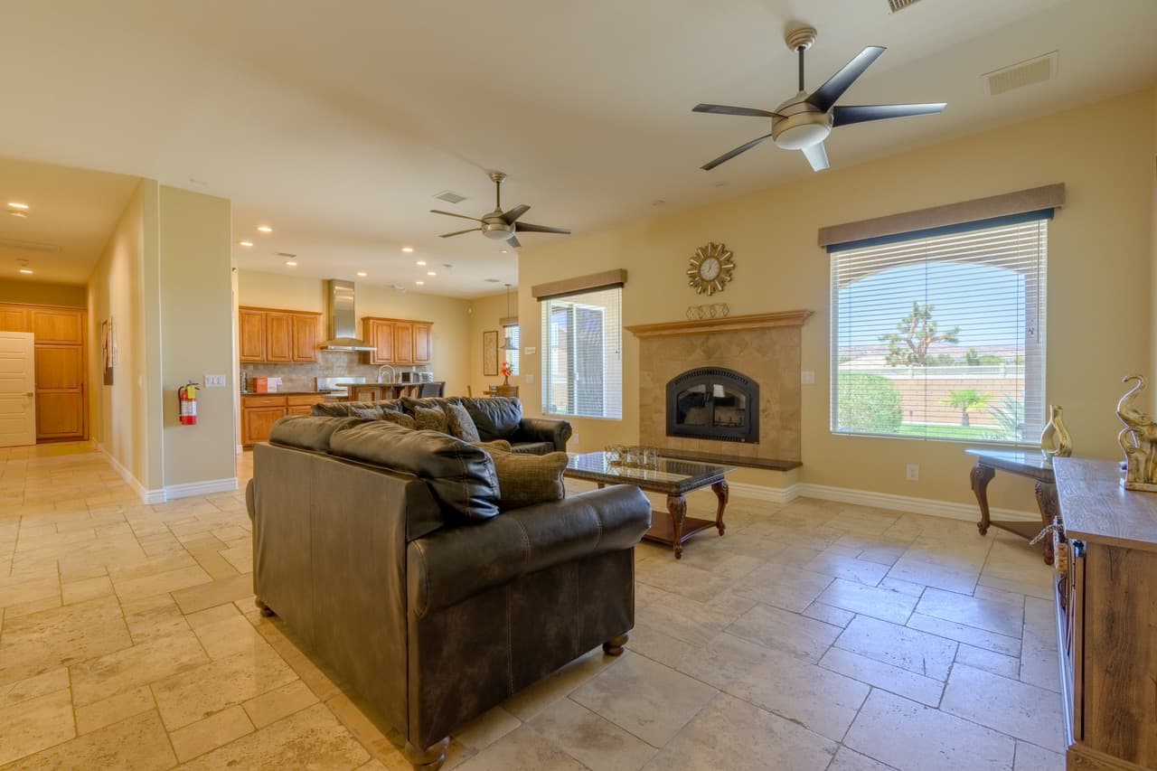 Palmdale Paradise Board & Care photo 5
