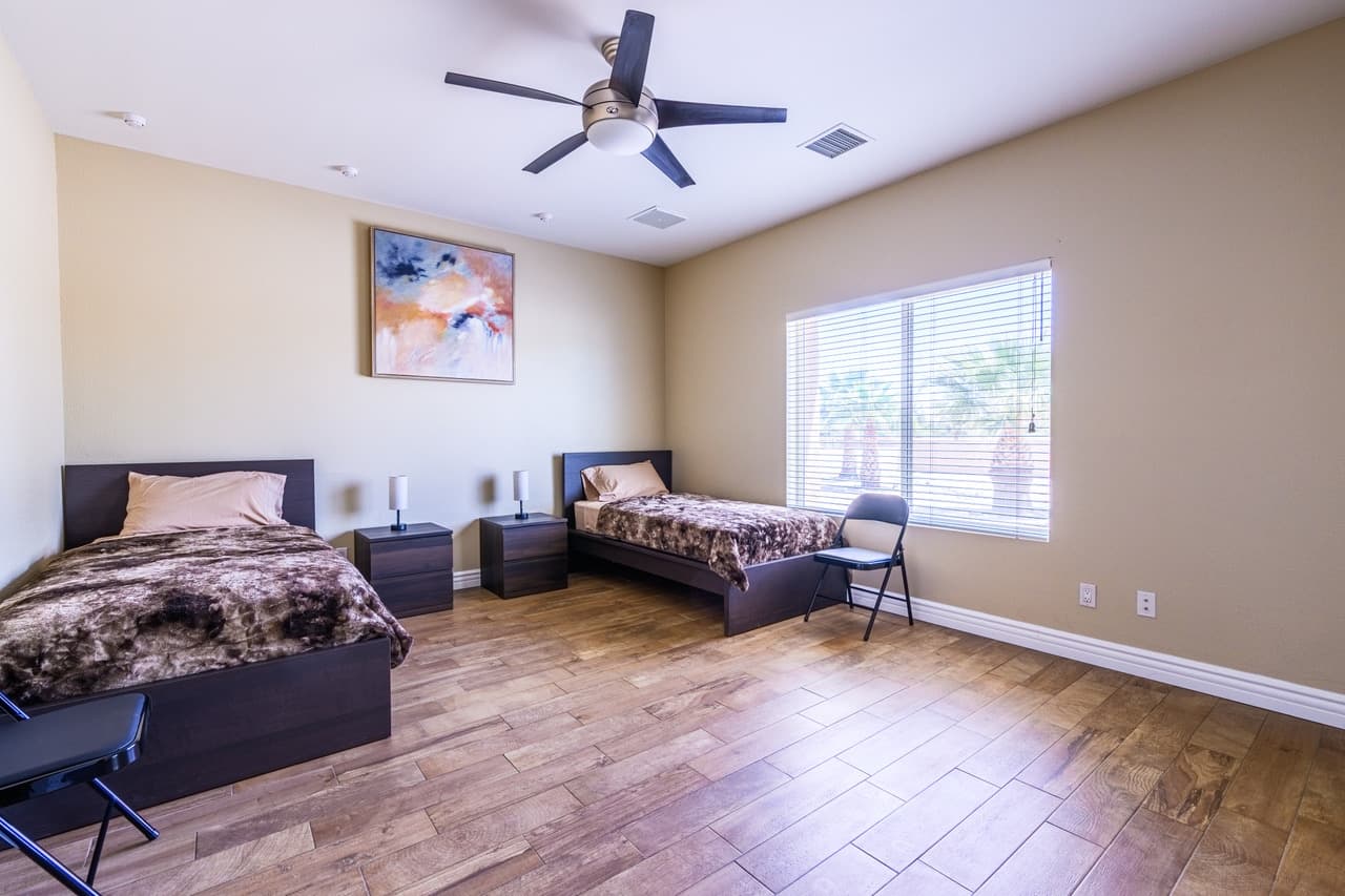 Palmdale Paradise Board & Care photo 3