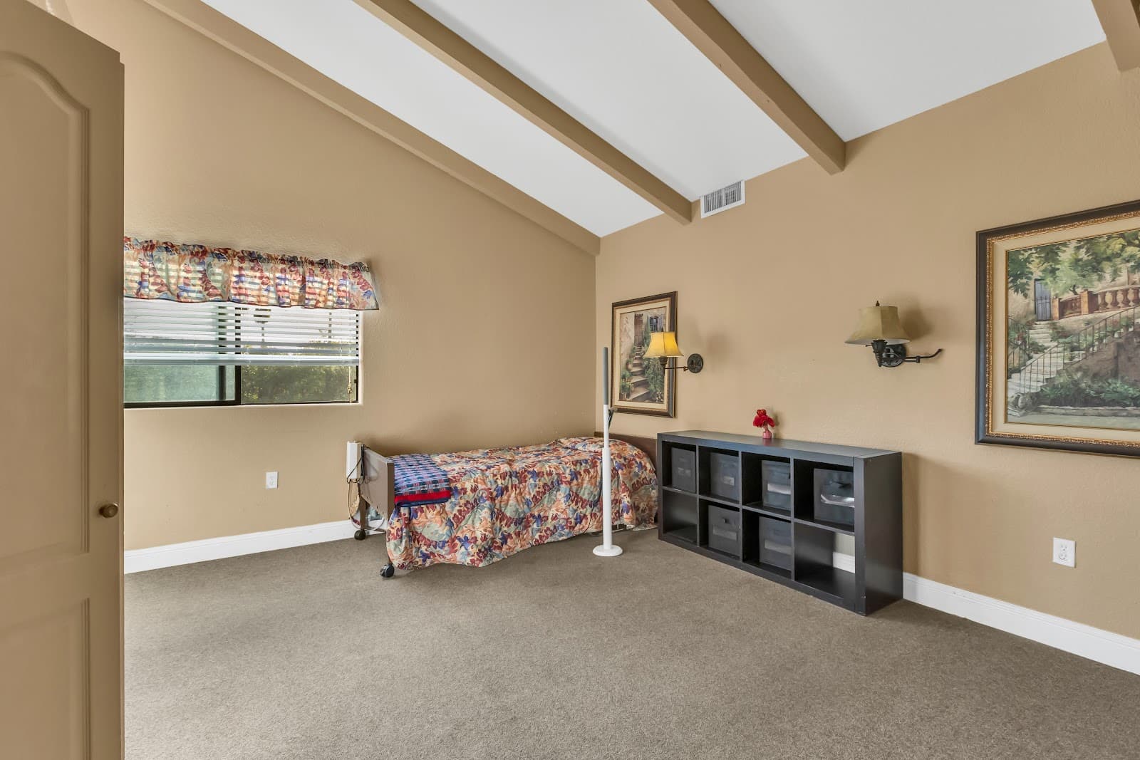 Queen Of Hearts Eldercare photo 5