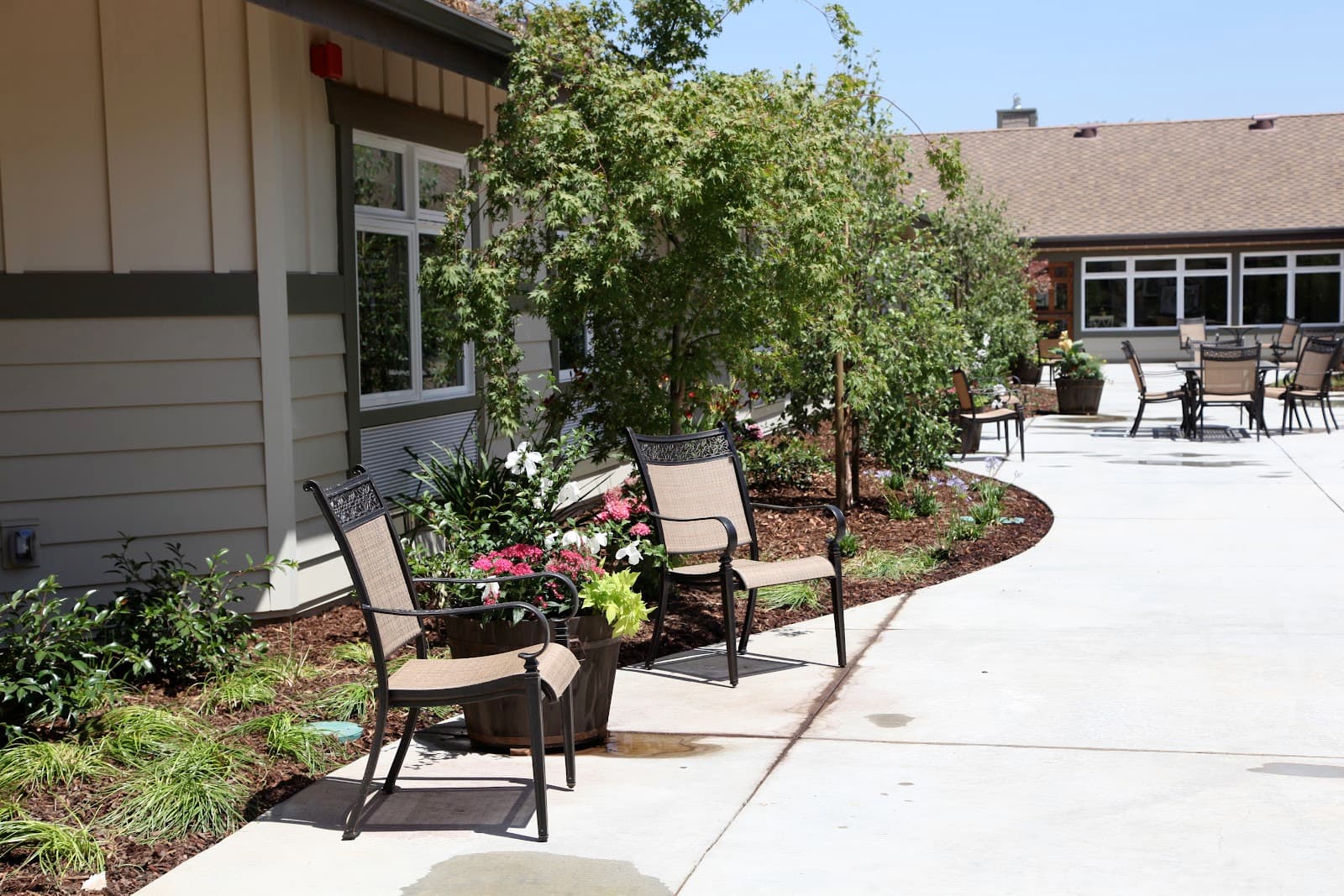 Quail Park Memory Care Residences photo 5