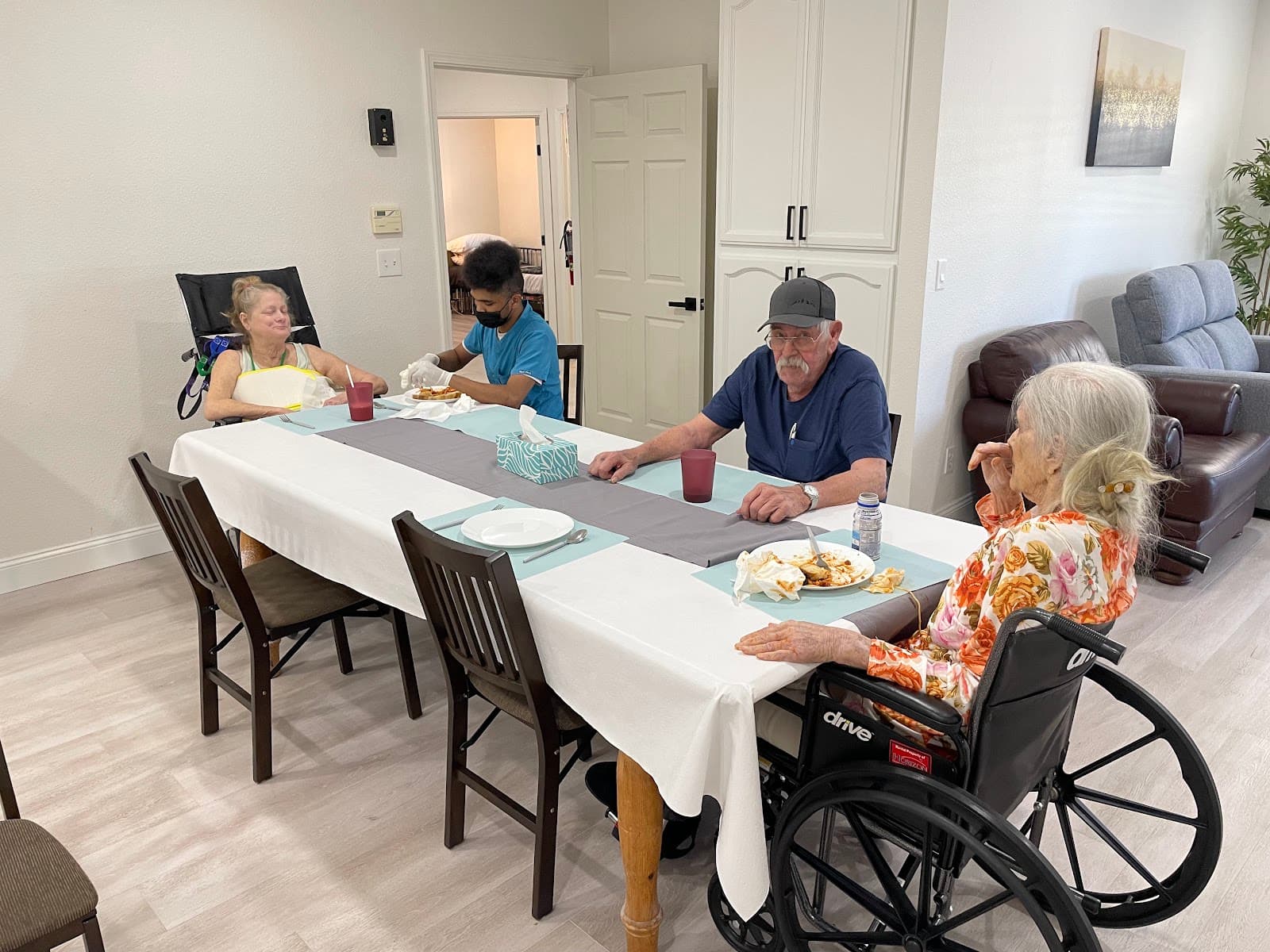 Vista Hills Senior Care photo 3