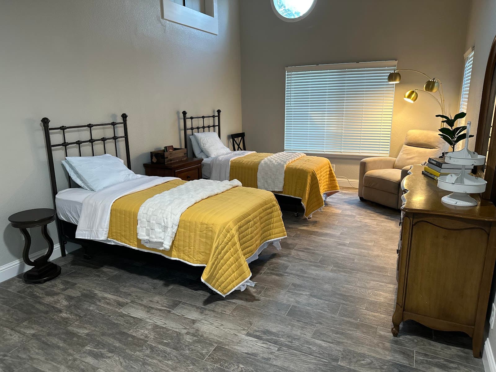 Luxury Living Assisted Care photo 3