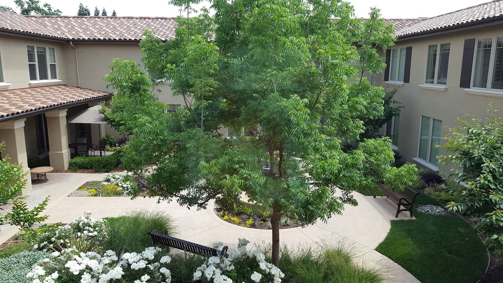 Oakmont of Folsom photo 2