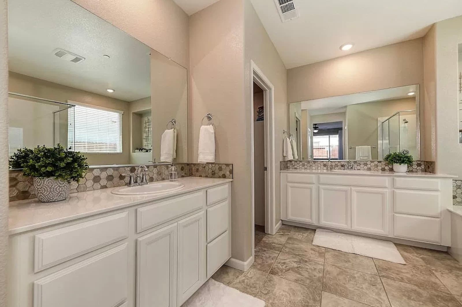 Roseville Residential photo 2
