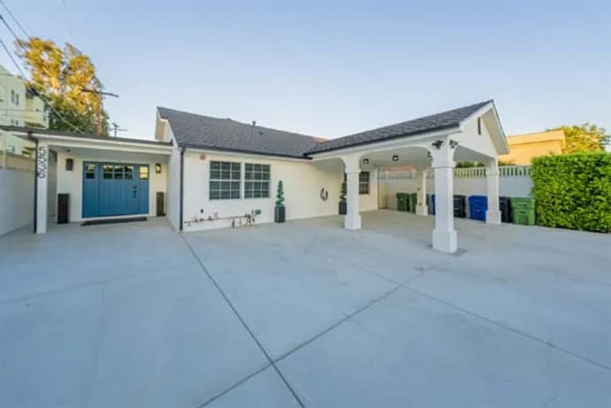 Monogram Villas photo 4