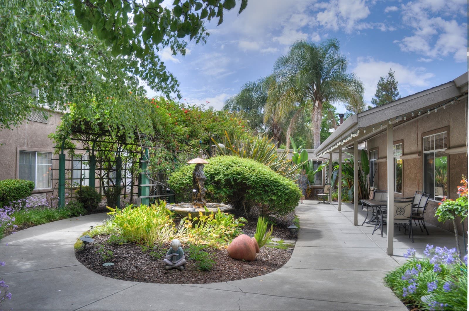Carlton Senior Living Downtown Pleasant Hill