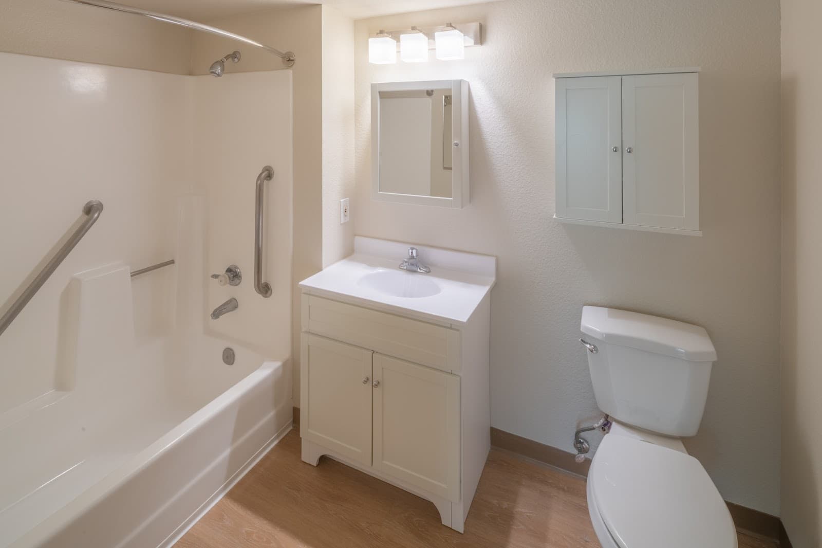 Heritage Pointe Apartments photo 2