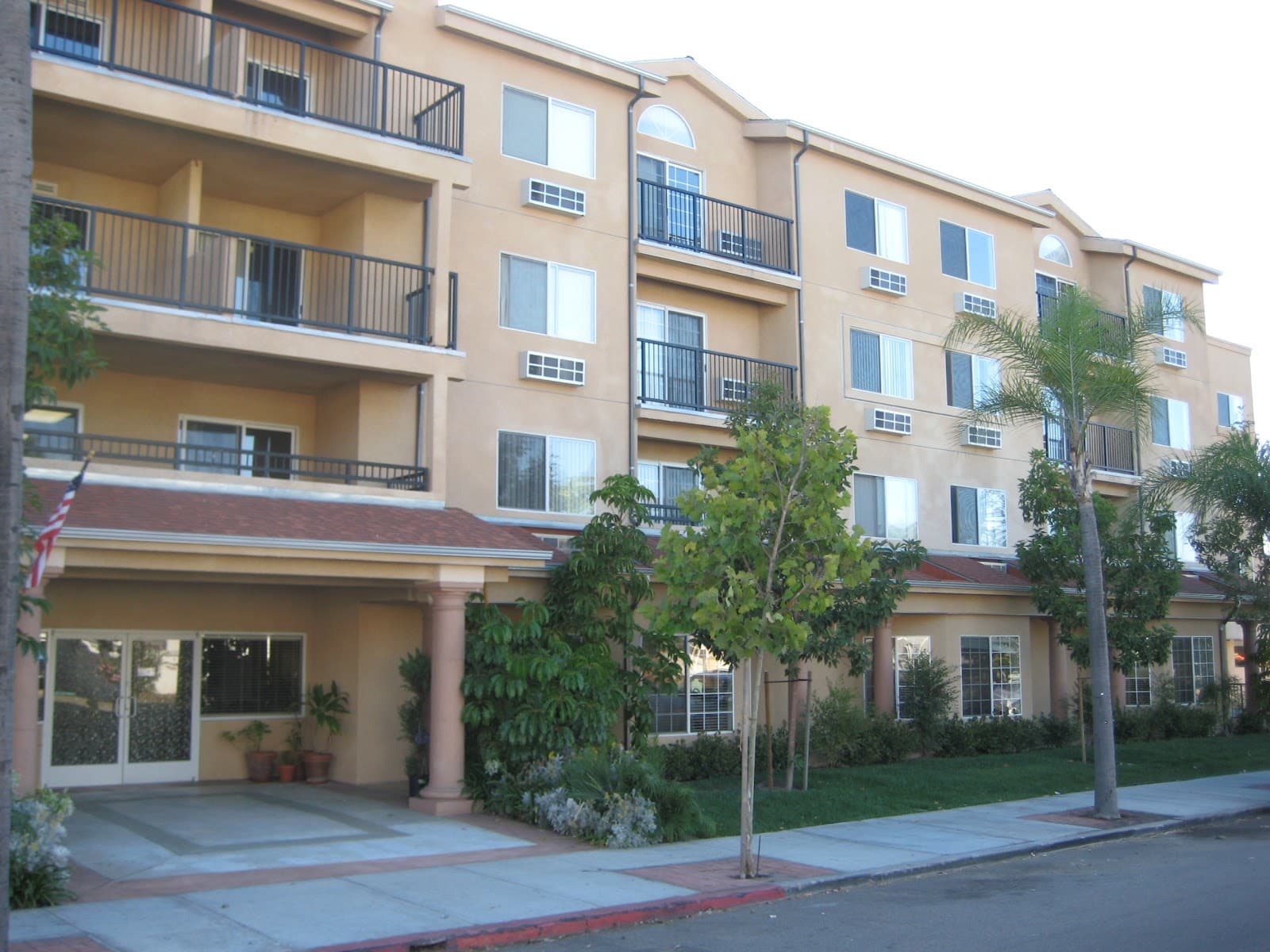 Vista del Sol Assisted Living and Memory Care photo 2