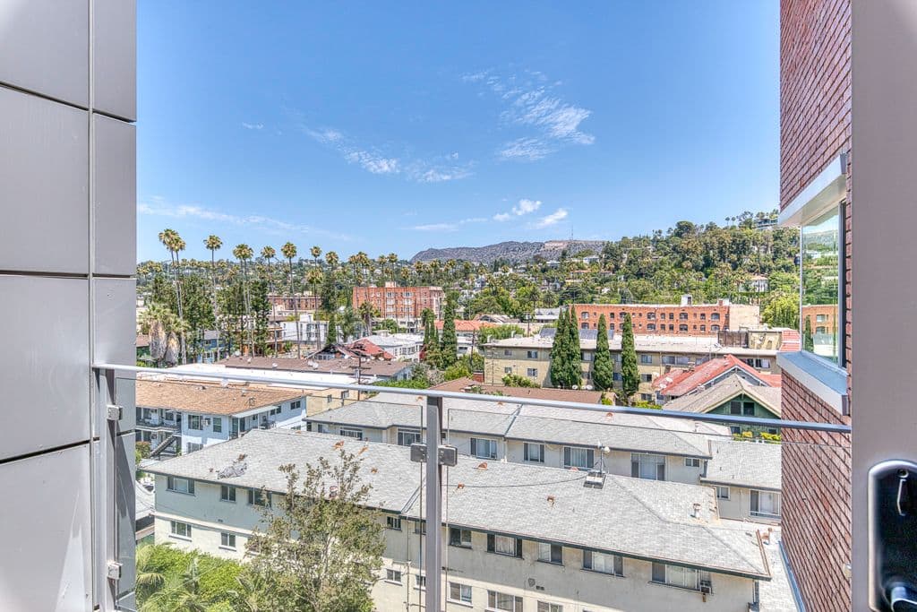 Hollywood Hills Senior Living photo 3