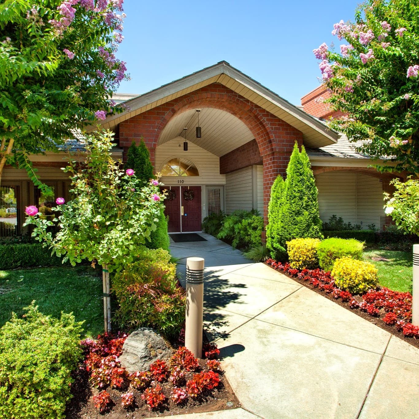 Summerfield Memory Care Of Roseville photo 4