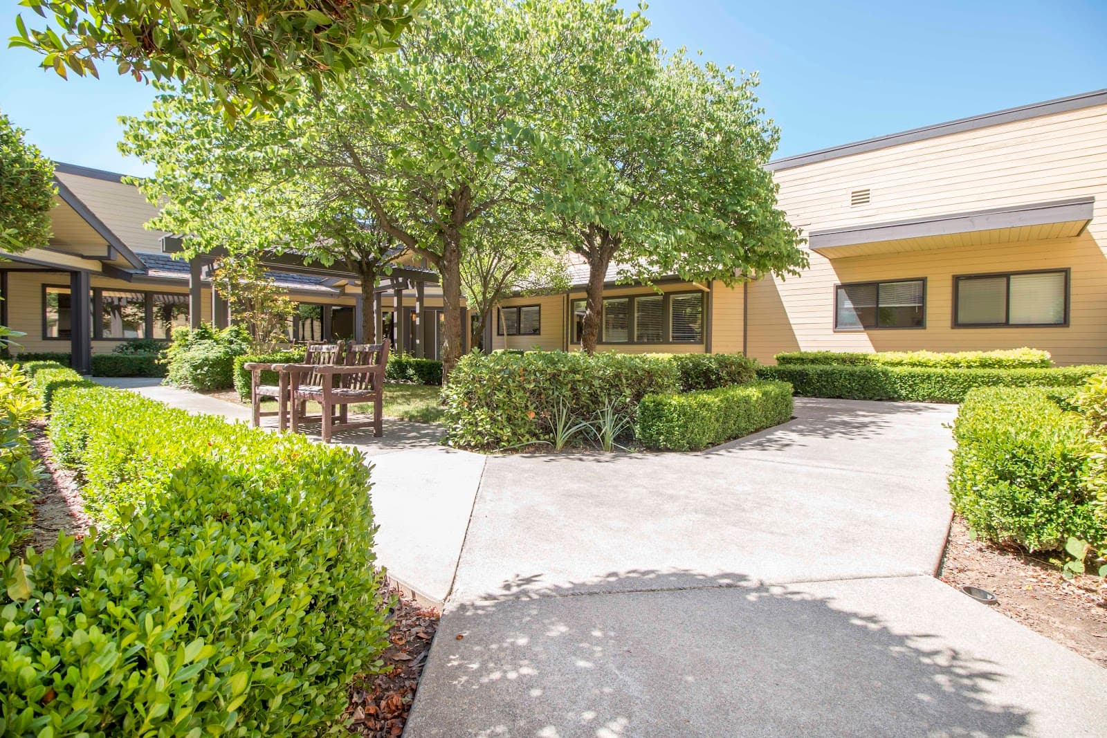 Summerfield Memory Care Of Roseville photo 5